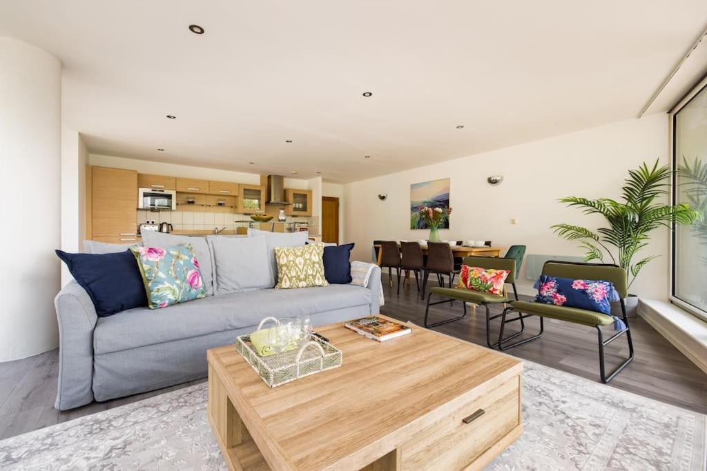 Luxury - Excel - O2- 3 Bedroom Lejlighed London
