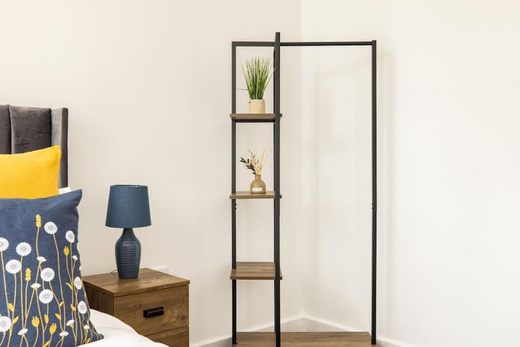Lejlighed Luxury - Excel - O2- 3 Bedroom London