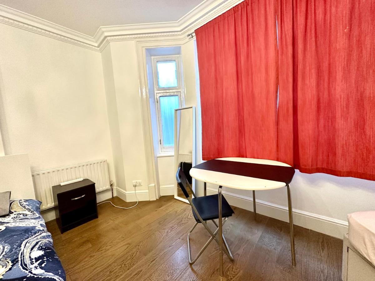 1 Step To Station! Double In Marylebone&paddington, , #room Name Is Tokyo# * Londen
