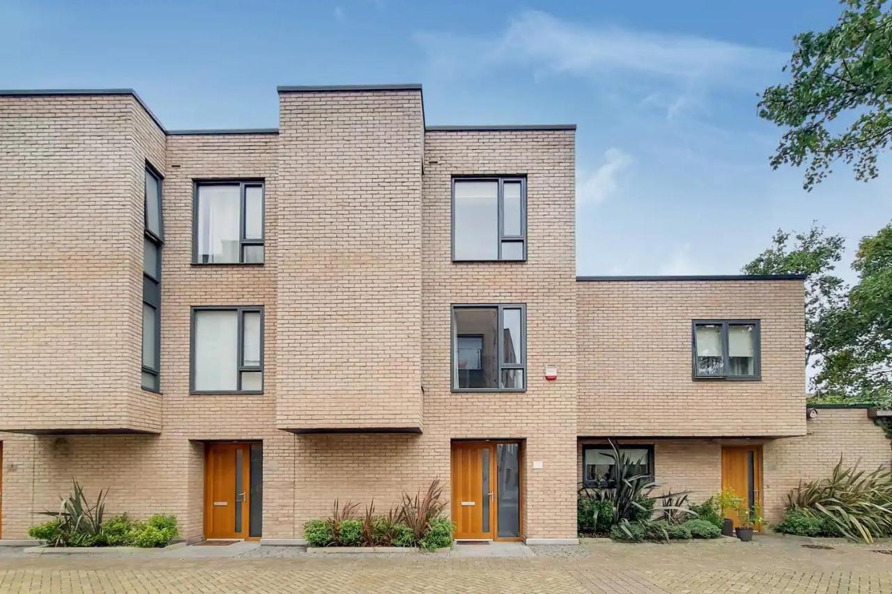 Feriehus Vw5 - Luxury 3 Bed Townhouse With Parking London