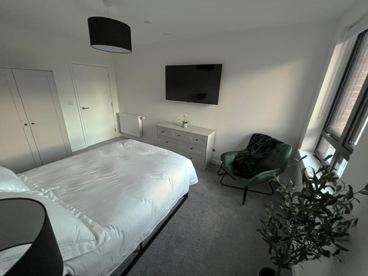 Lägenhet Luxury, Modern & Cosy 2 Bedroom *