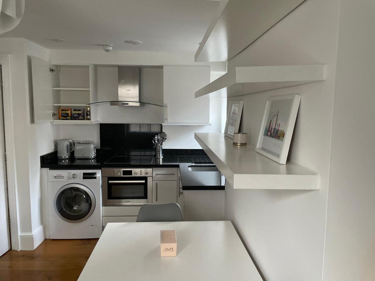 Apartment 1 Bed With Roof Terrace London