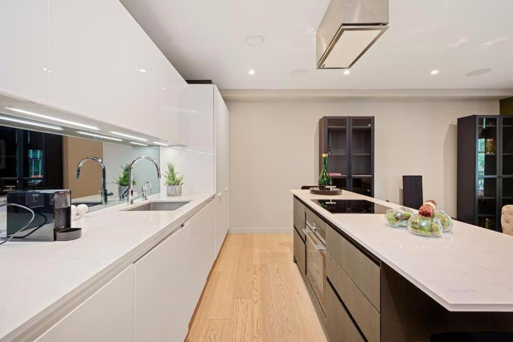 Apartment Battersea Luxury Apartment, Private, Independent Entrance, *