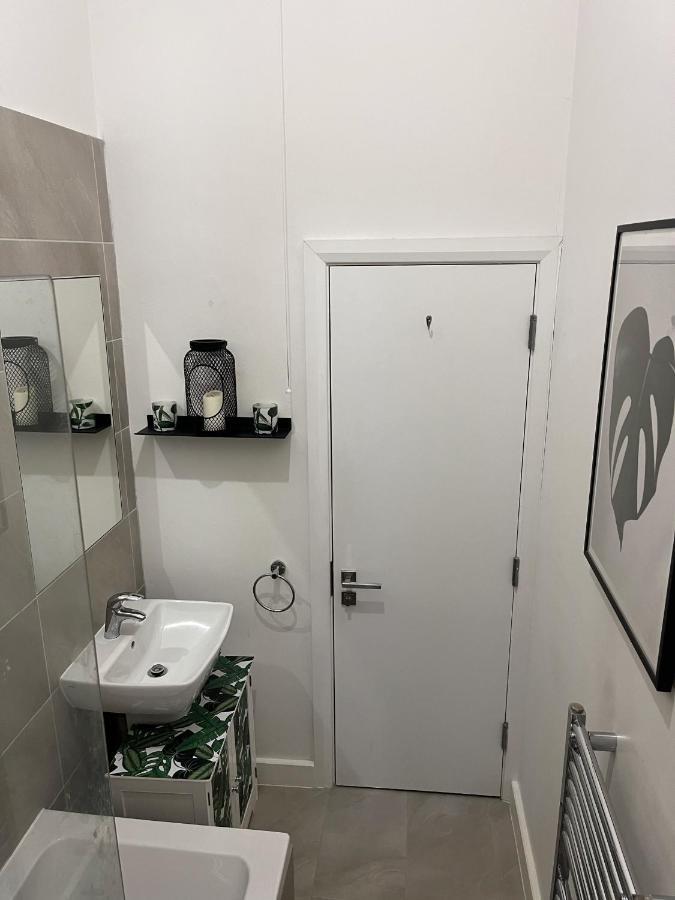Lejlighed Spacious Modern 1-bed Near Victoria Park