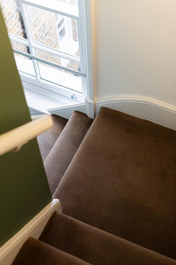 New 3bed With Air Con In Chelsea * London