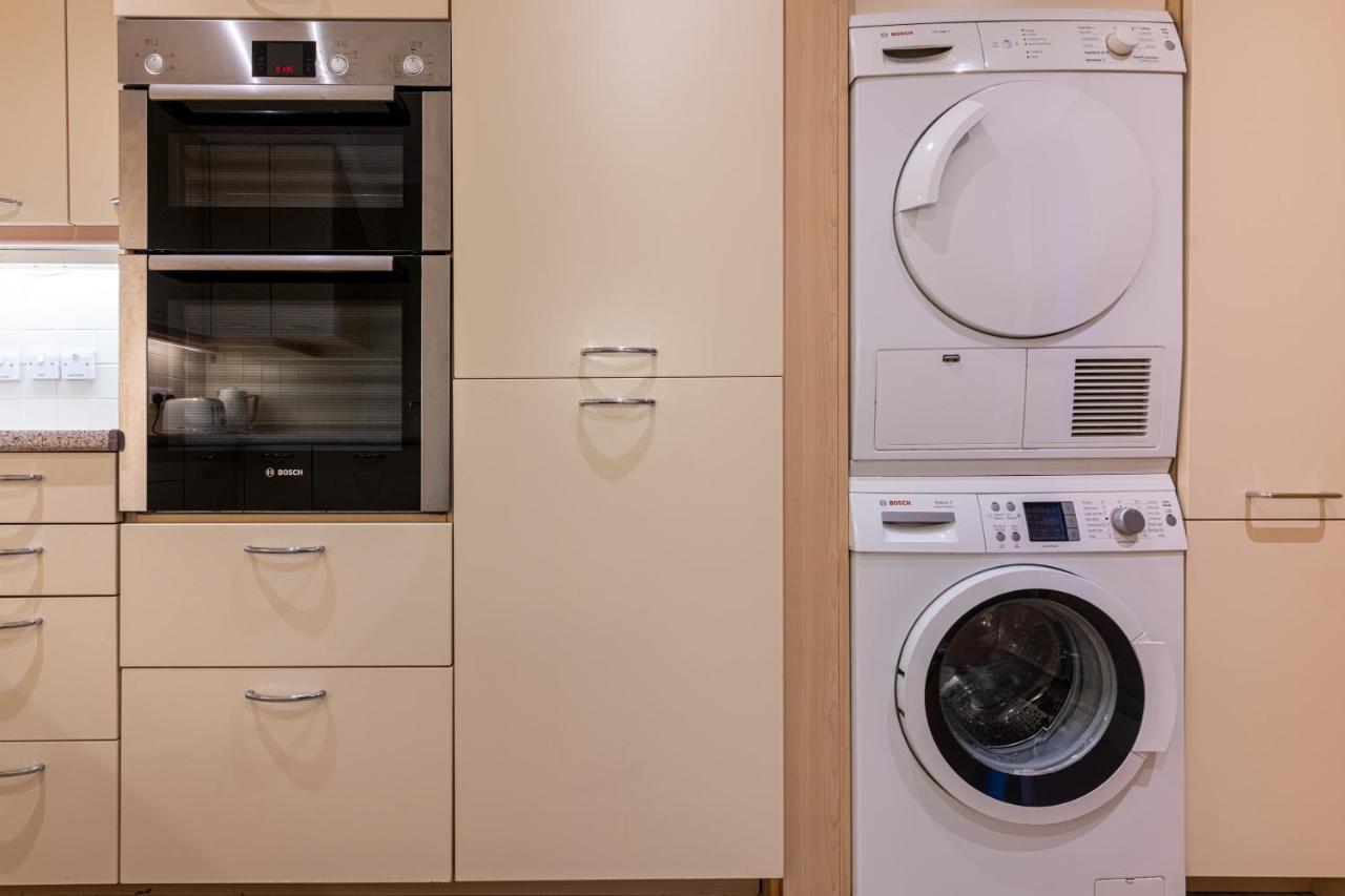 New 3bed With Air Con In Chelsea Apartment