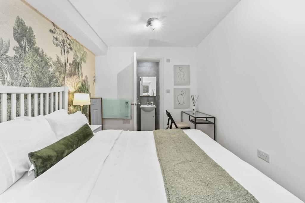 2br L 2ba With Patio-sleep 6 Londres