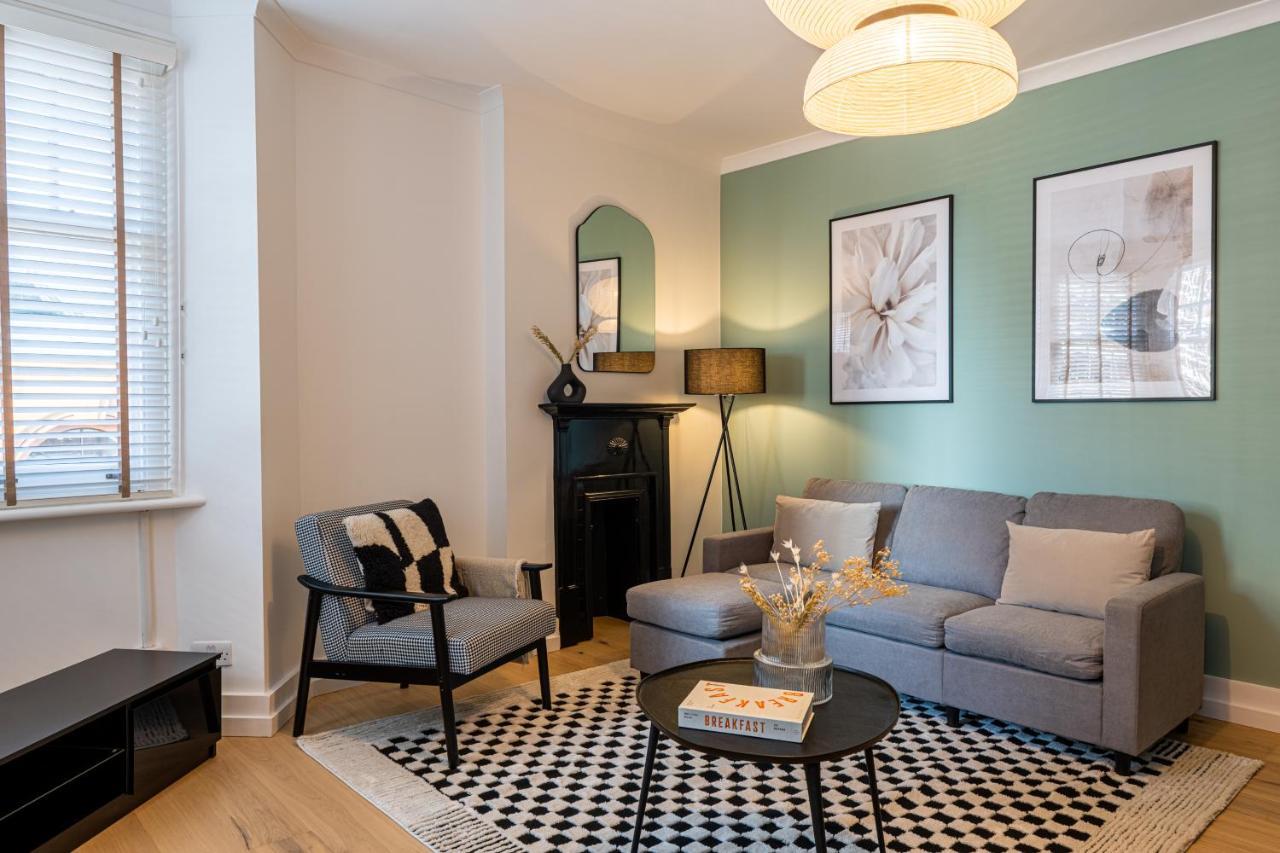 Apartment New 3bed With Air Con In Chelsea London