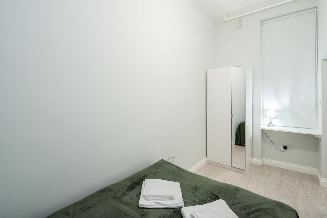 Central, Kensington, 3beds, Cosy, Parks, Pubs Leilighet London