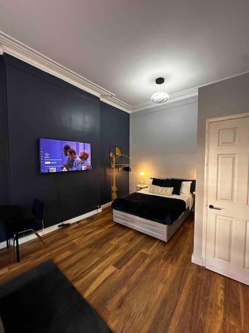 Stylish For 3 Near Regent's Park N3 Appartamento *