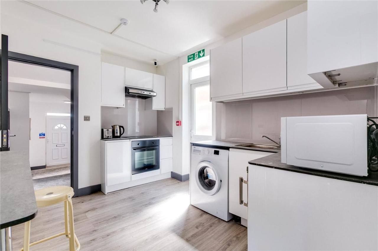 Apartment Modern Designer Flat