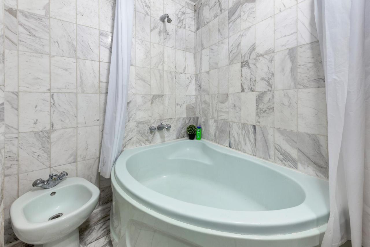 Apartment In Baker Street