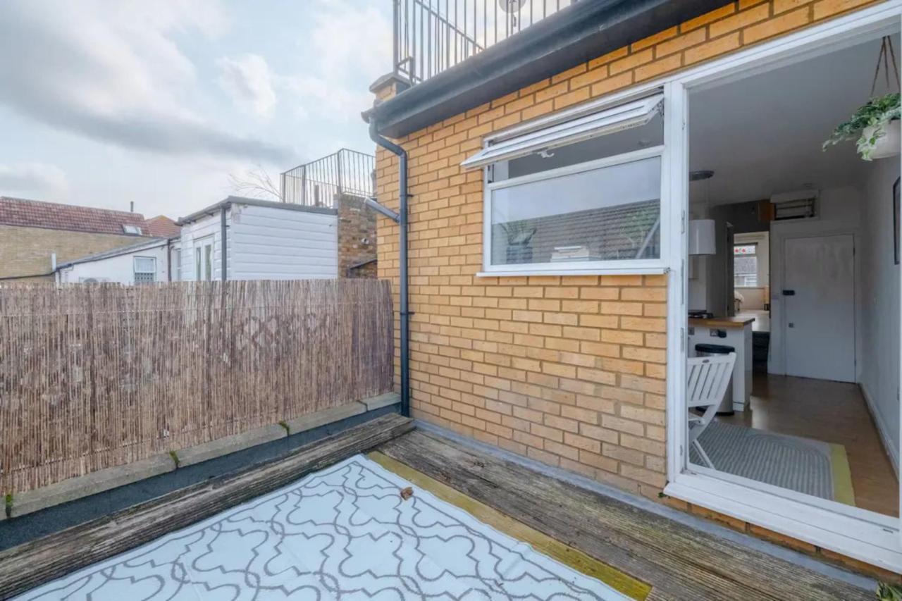 Stylish & Homely 1bd Flat - Walthamstow! London