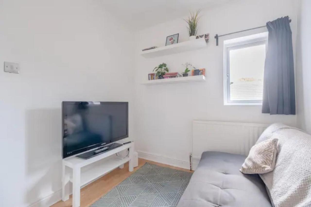 Apartment Stylish & Homely 1bd Flat - Walthamstow! *