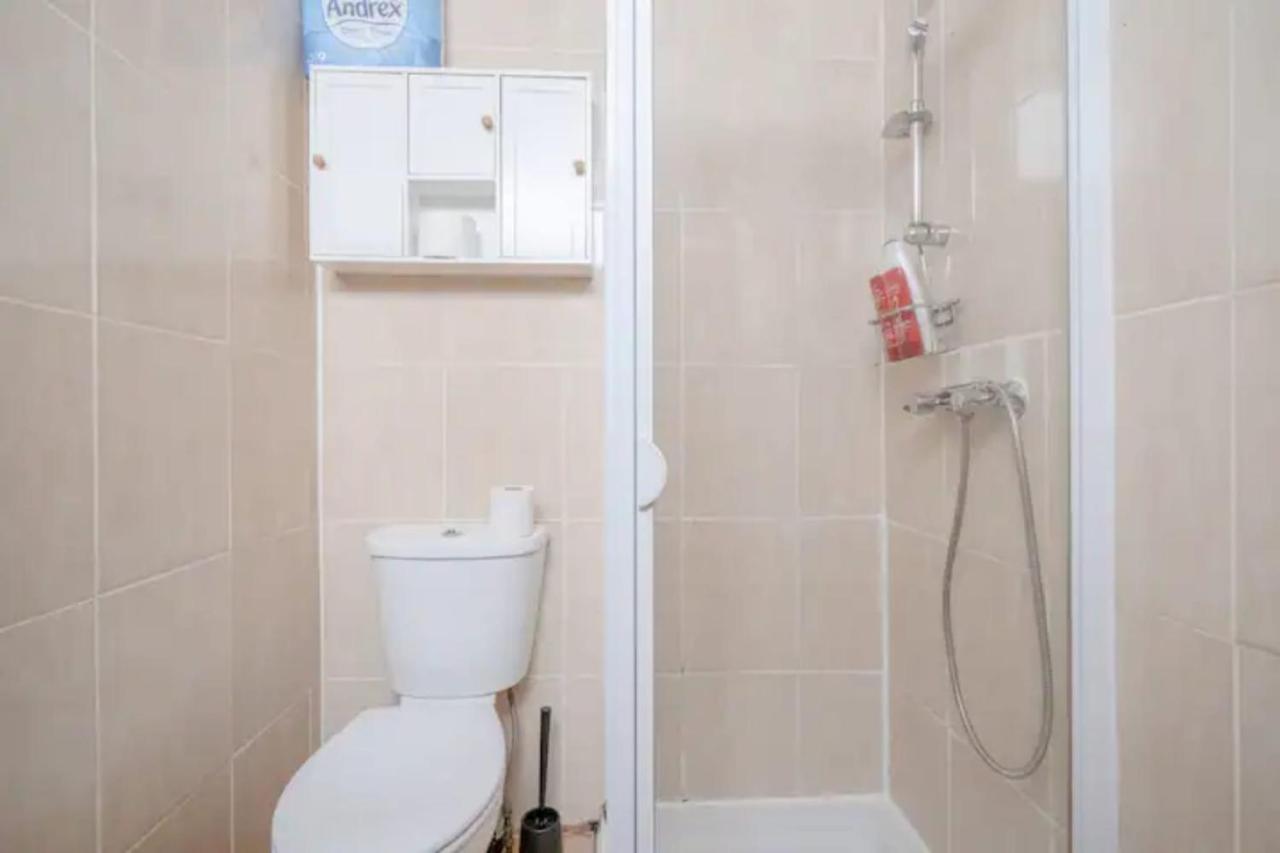 Stylish & Homely 1bd Flat - Walthamstow! Apartment London