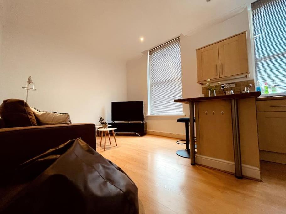 Modern-one Bedroom In Chelsea London
