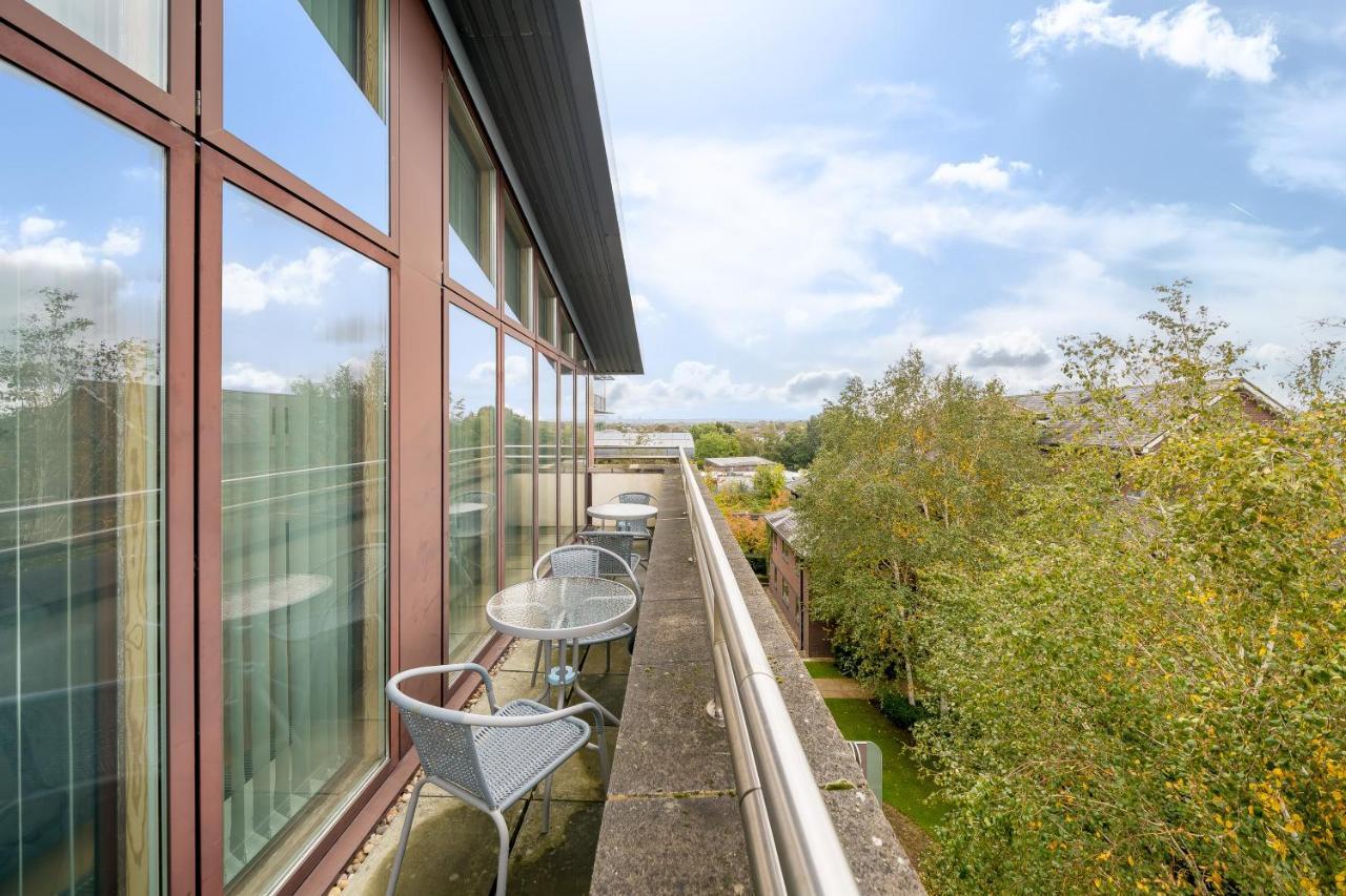 Roomspace Serviced - The Courtyard Penthouse Appartement Londen
