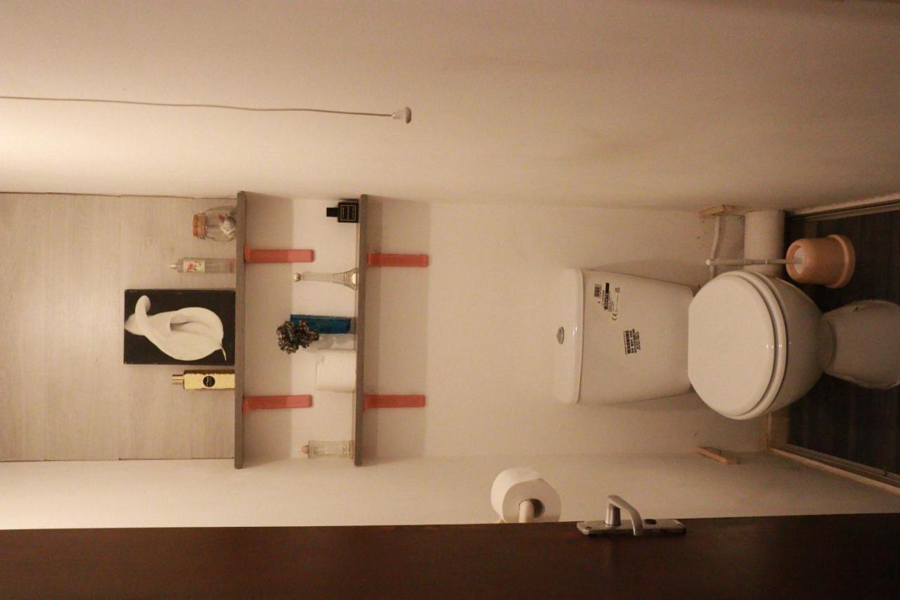 Comfortable 2-bed House In Zone 2 Hébergement de vacances Londres