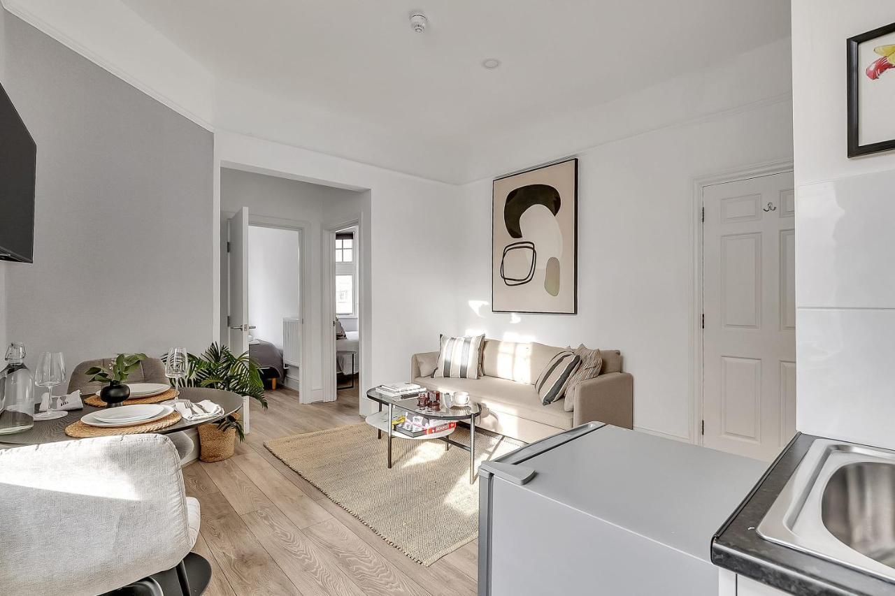 The Abingdon * London