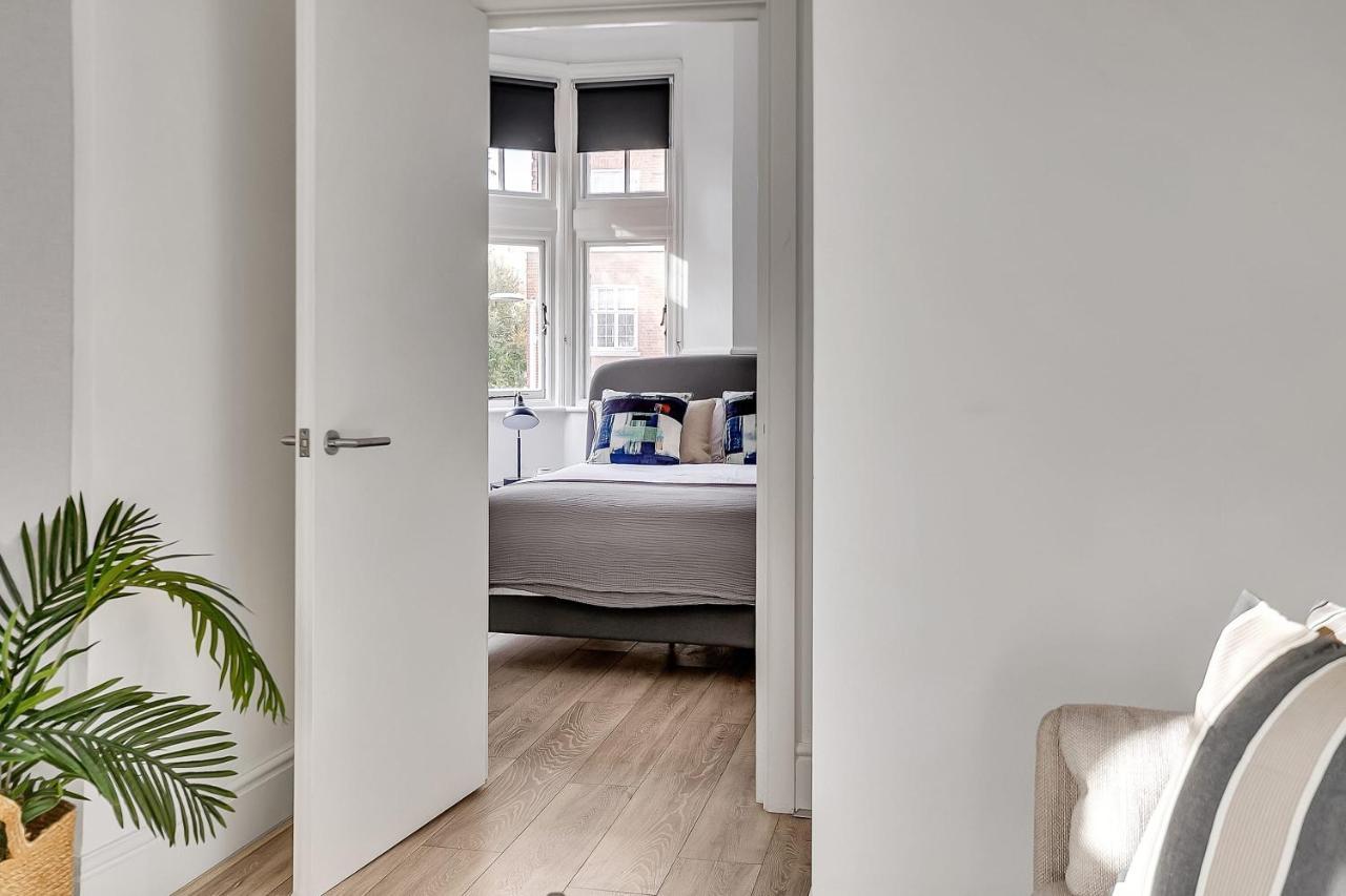 The Abingdon Apartment *