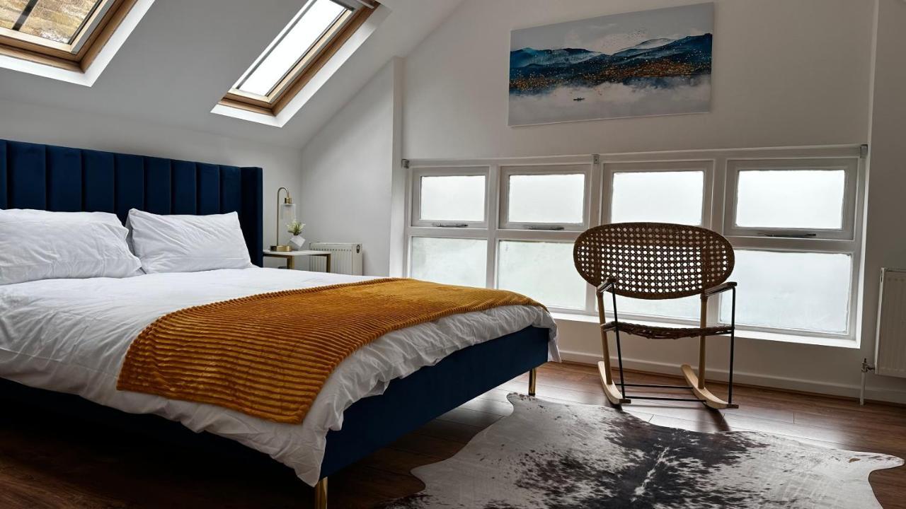 Aldo's 2 Bedroom Townhouse N1 Feriehus London