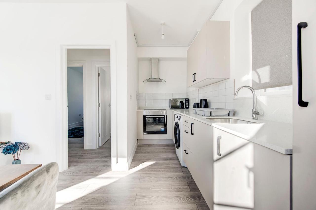 Lejlighed 2 Bedroom With Large And Wi-fi London