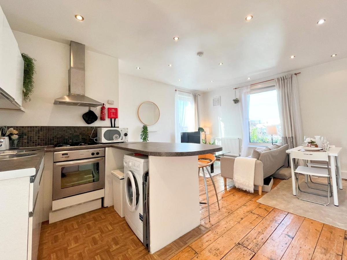 Stylish Flat Near Westfield & O2 Shepherd's Bush Leilighet *