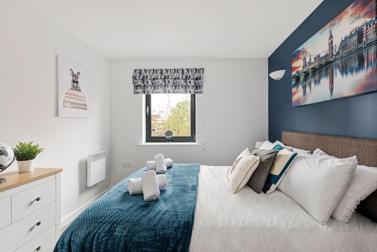 2bed2bath Spacious Modern Near Csm London