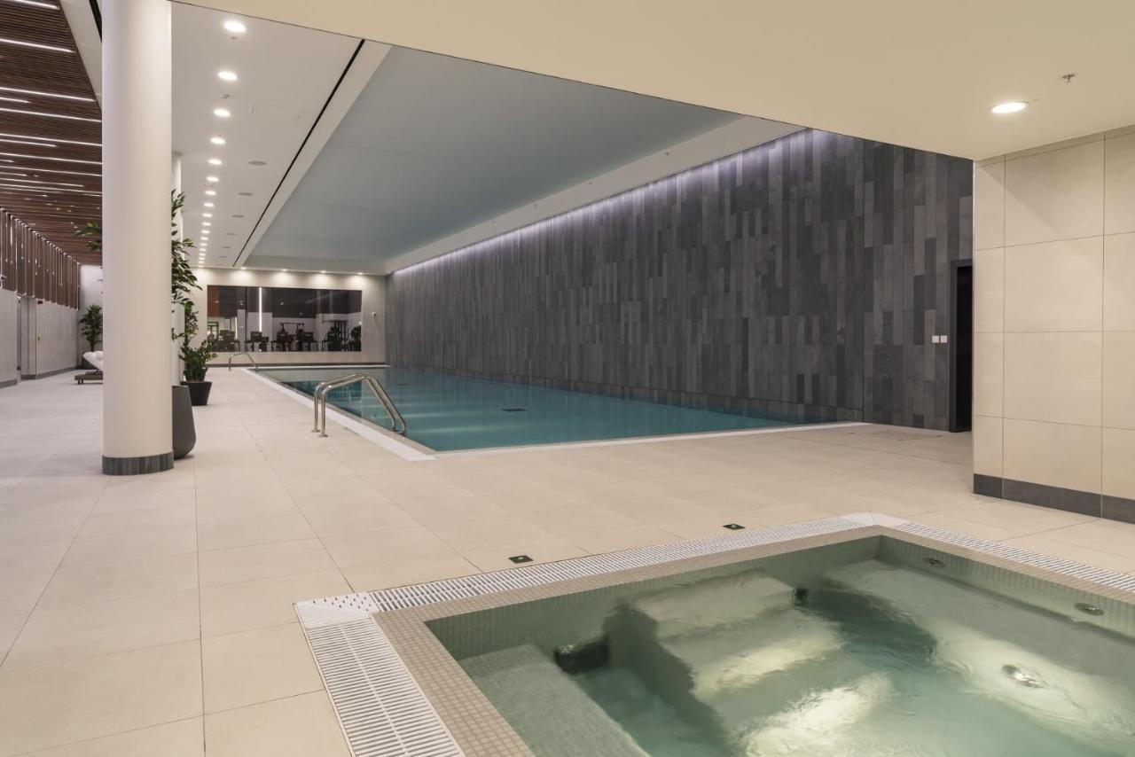 Aparthotel One And Two Bedroom At Coppermaker Square In Lively Stratford