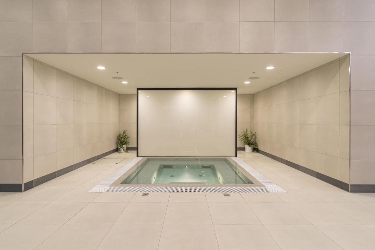Aparthotel One And Two Bedroom At Coppermaker Square In Lively Stratford London