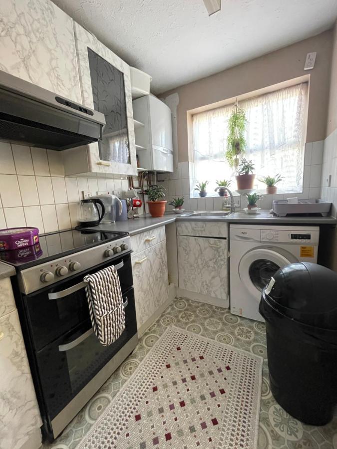 Ari Luxury Triple Privat overnatting
