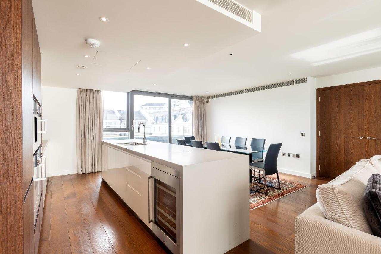 Beautiful 4 Bed Abode Near Imperial Wharf Lejlighed *
