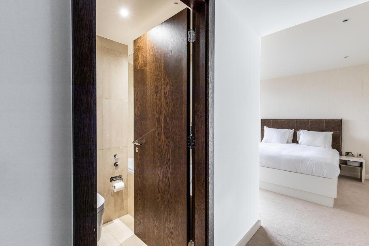 Beautiful 4 Bed Abode Near Imperial Wharf Lejlighed *