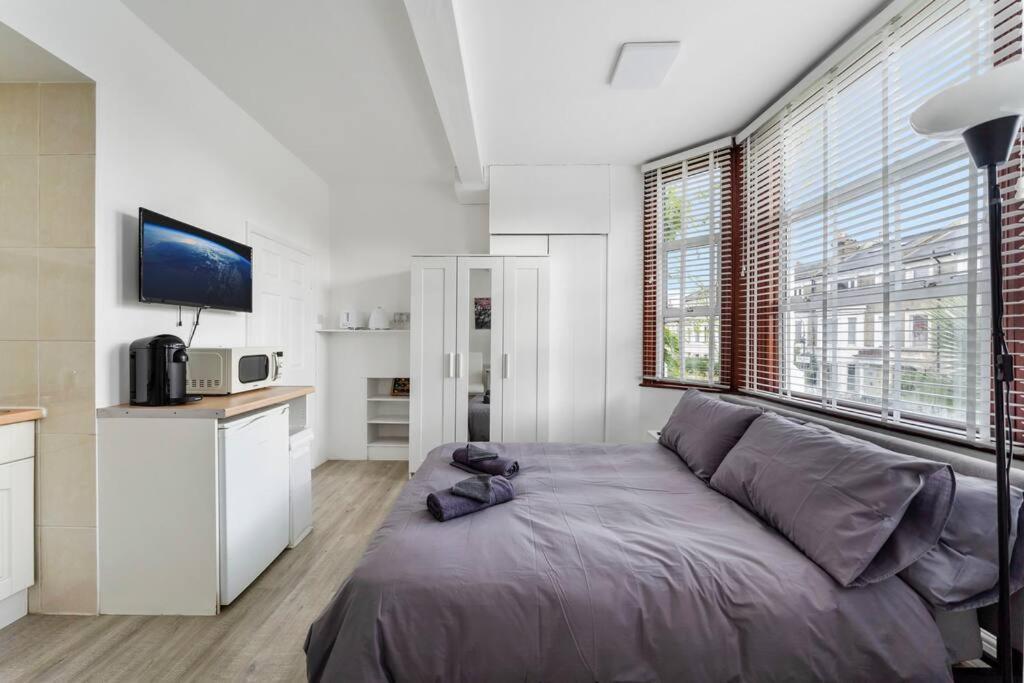 Charming Flat In Shepherds Bush Lägenhet