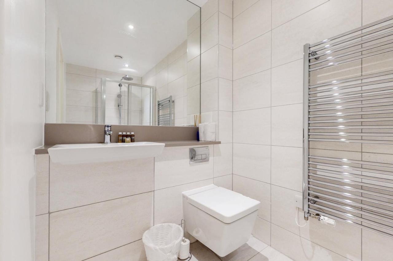 Hébergement de vacances Modern And Spacious 4 Bed House In The Centre *