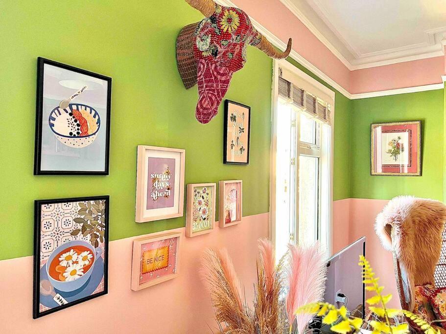 Artsy House In Southeast Holiday home