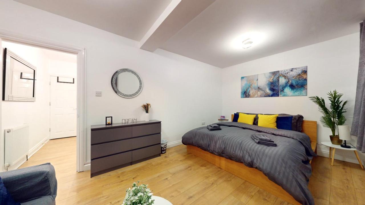 Spacious Duplex Appartamento Londra