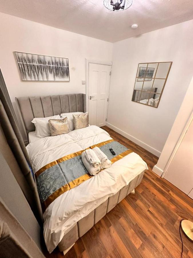 Luxury In Prime Location Appartement *
