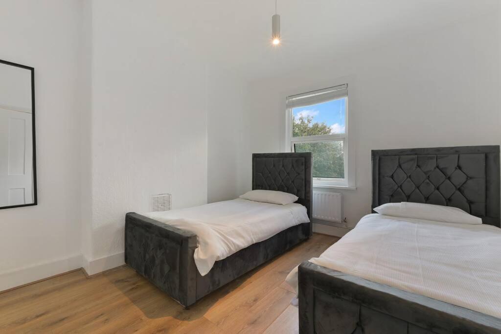 Cosy 3 Bed In Colliers Wood Semesterbostad *
