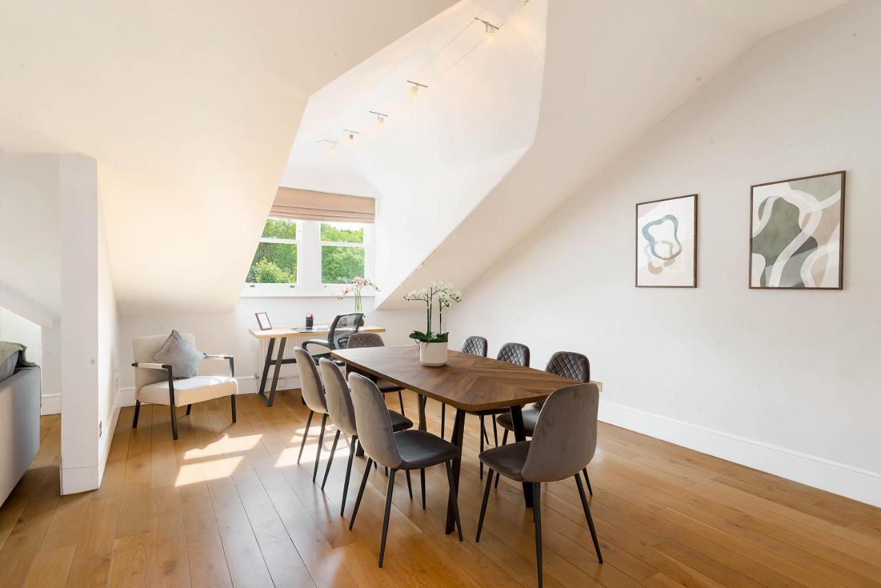 Lovely With Park Views *