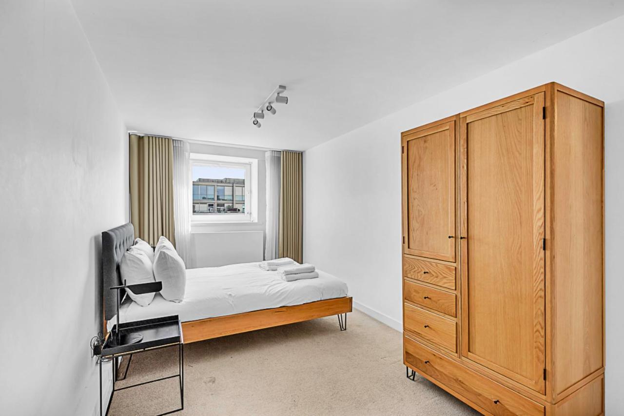 Relay Radiant Chelsea Flat With View Apartment London