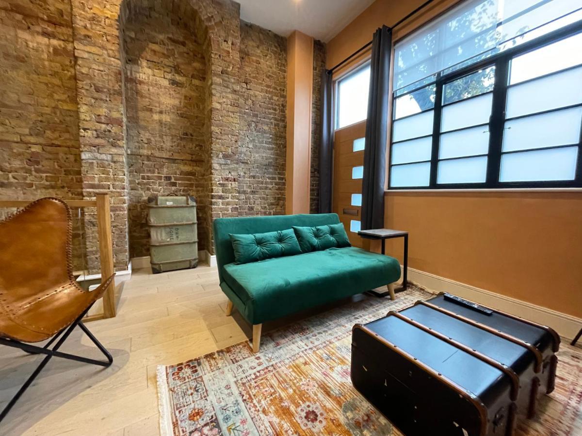 Exposed Brick Flat Finsbury Park London