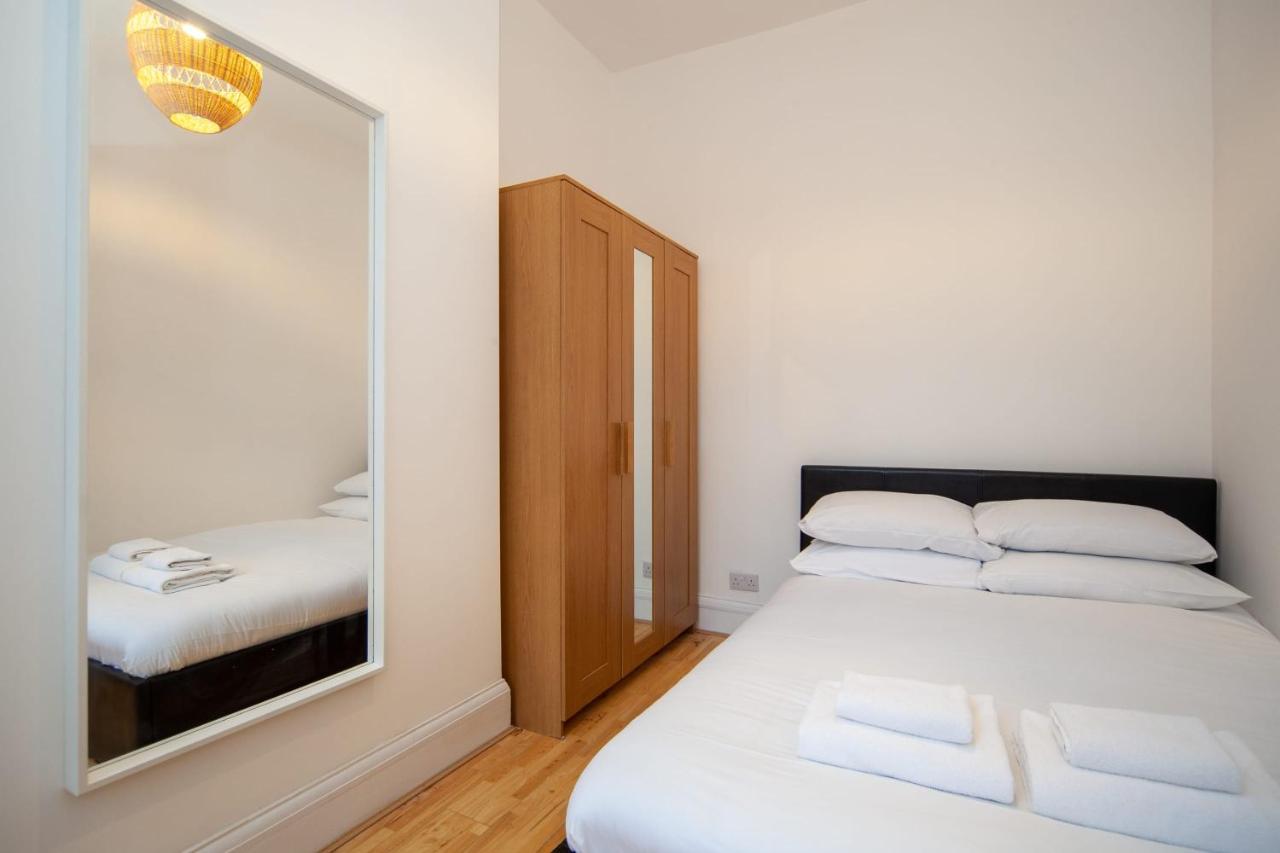 Comfortable 2 Bedroom In Tooting Appartamento *
