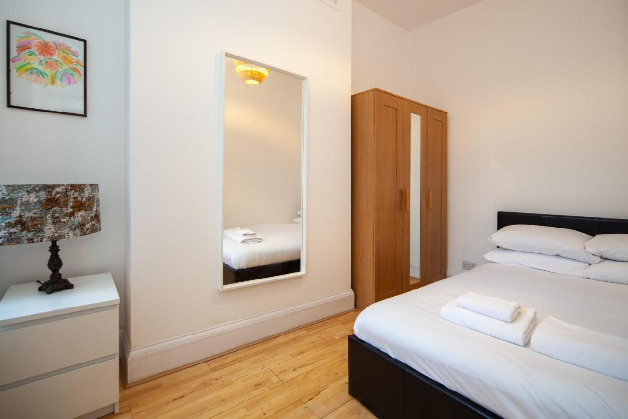 Comfortable 2 Bedroom In Tooting Apartment London