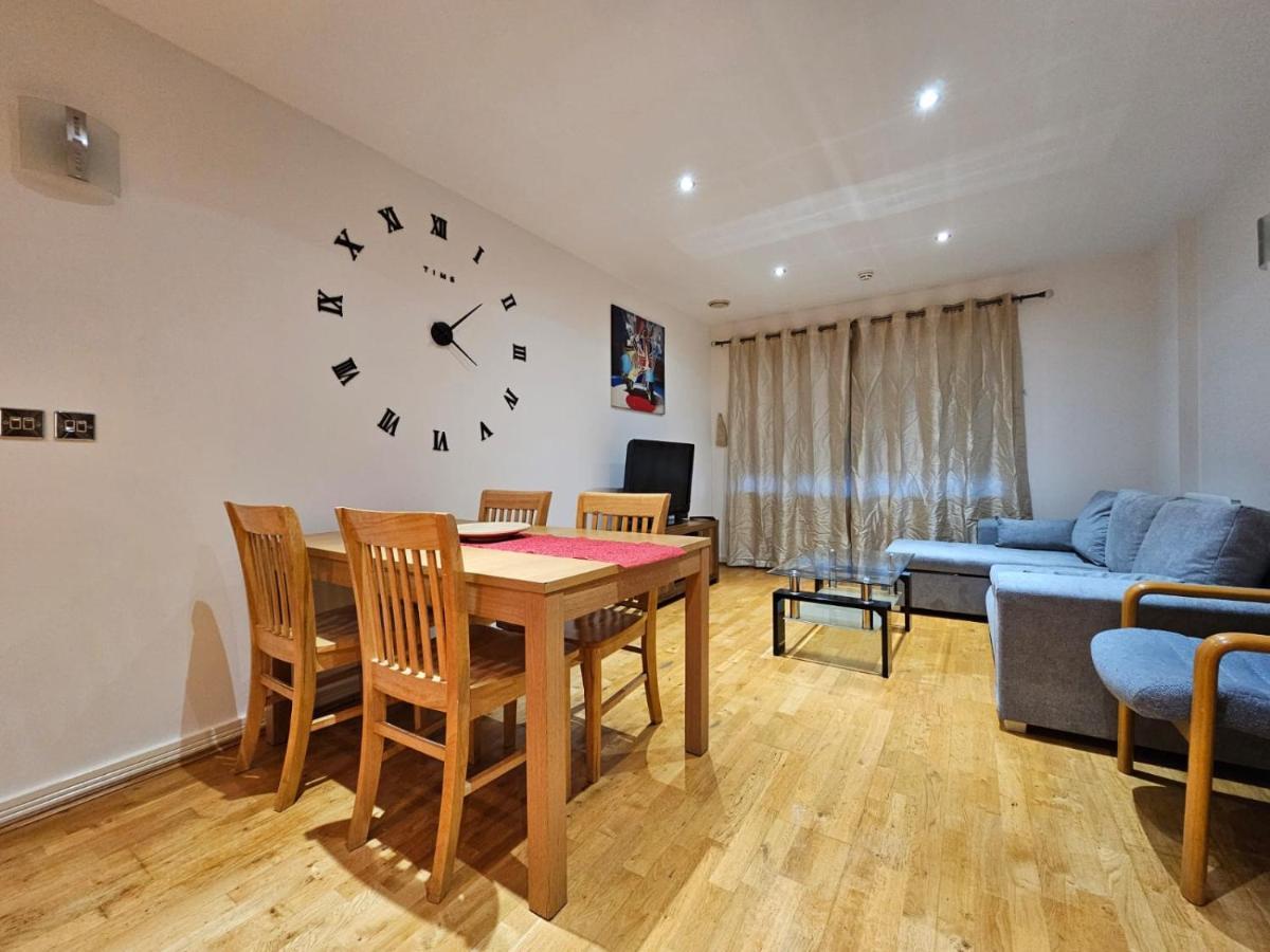Appartement Cozy Flat Close To