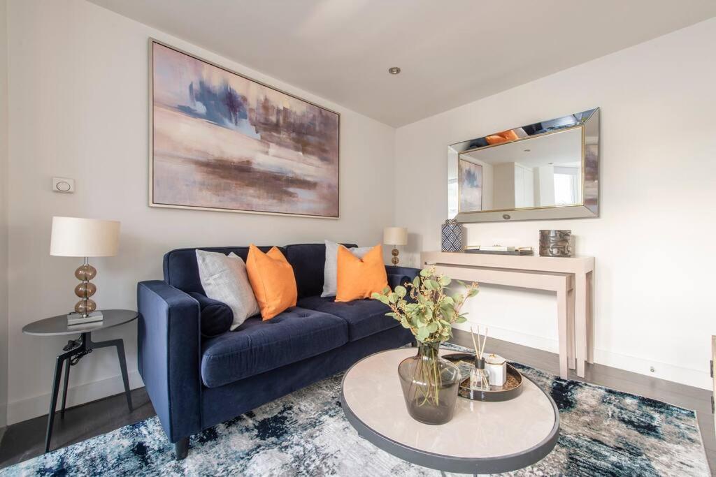 Appartamento Elevated Elegance: 1br 1ba Flat In Wellmeadow Rd