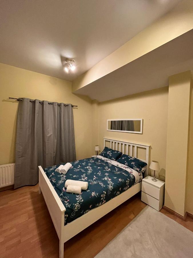 Lägenhet 2 Bedroom Flat In Leicester Square *