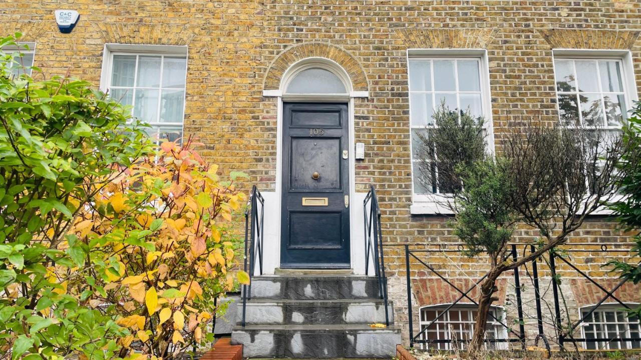 Shared 5 Mins Walk From Vauxhall And Nine Elms Station With Off-site Parking Near Us Embassy *