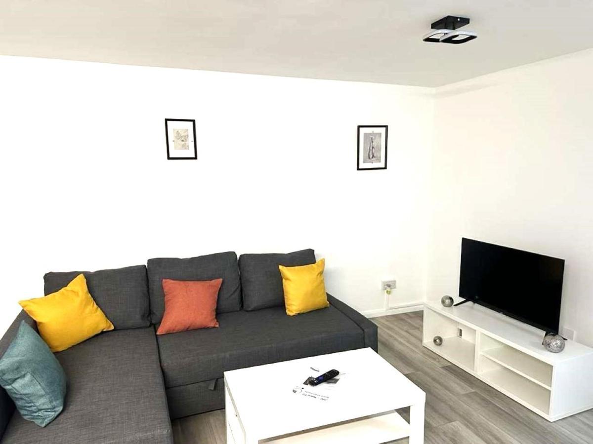 Apartment Stylish At Carlton Grove *