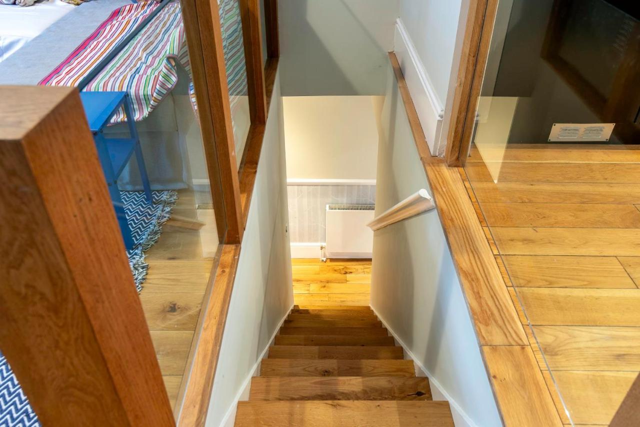 Beautiful Two-bed Abode Near King Cross Apartment London